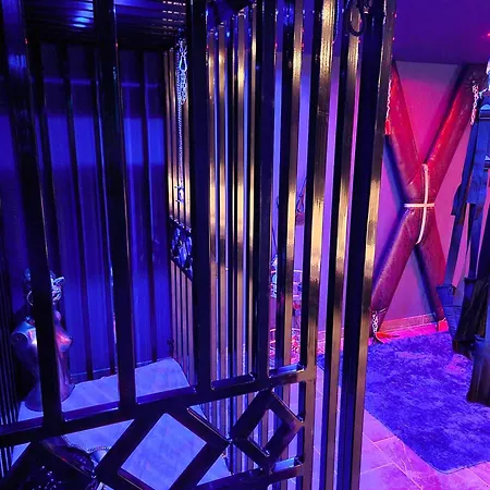 Love Room ベッド・アンド・ブレックファスト La Comte