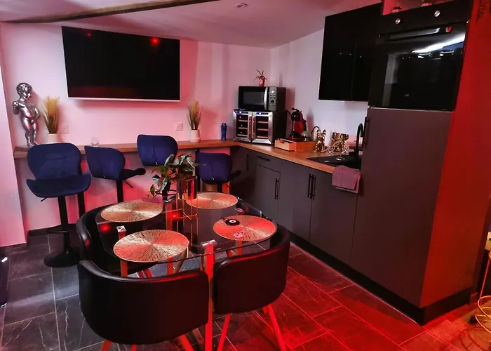 Bed & Breakfast Love Room